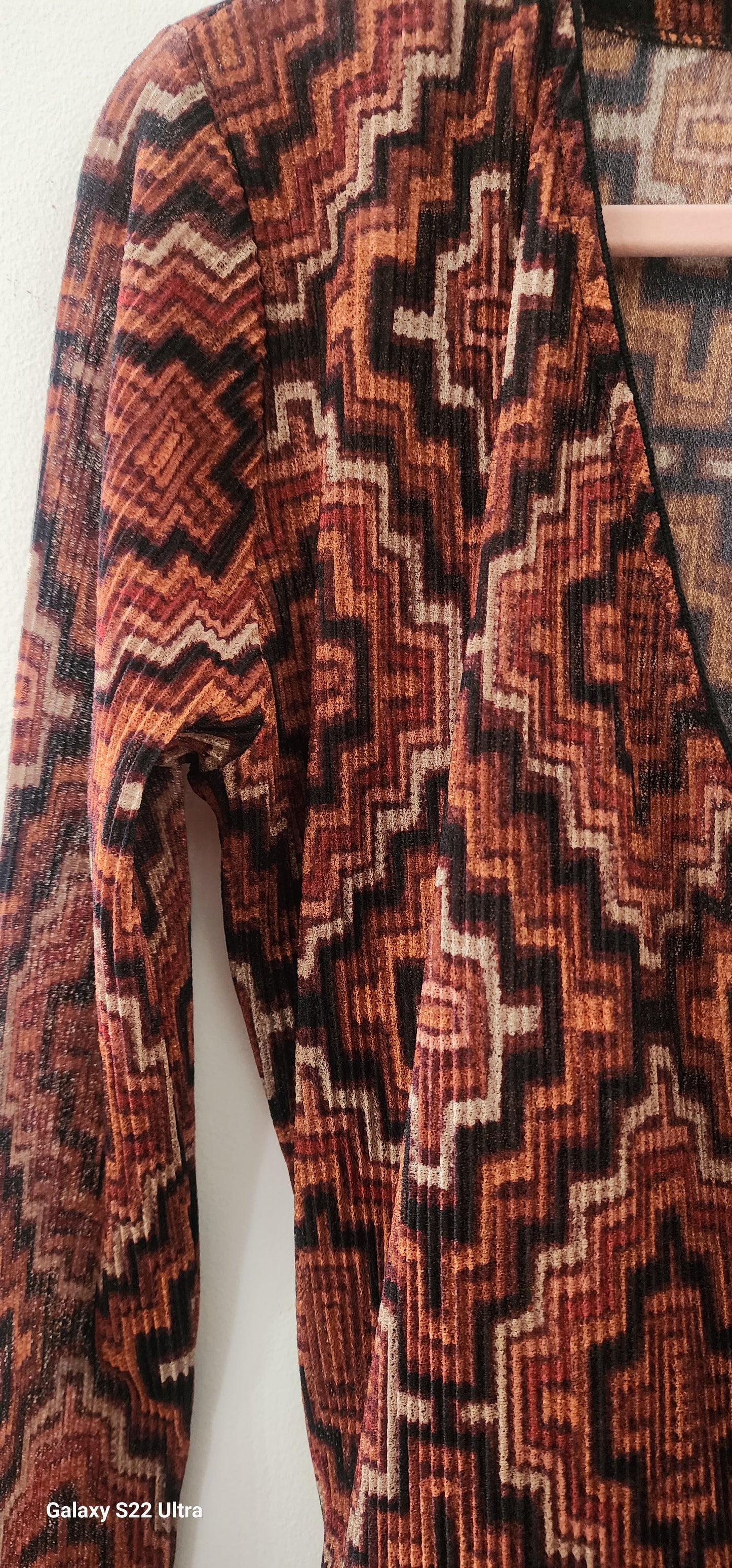 Barcelona rust pattern wrap top