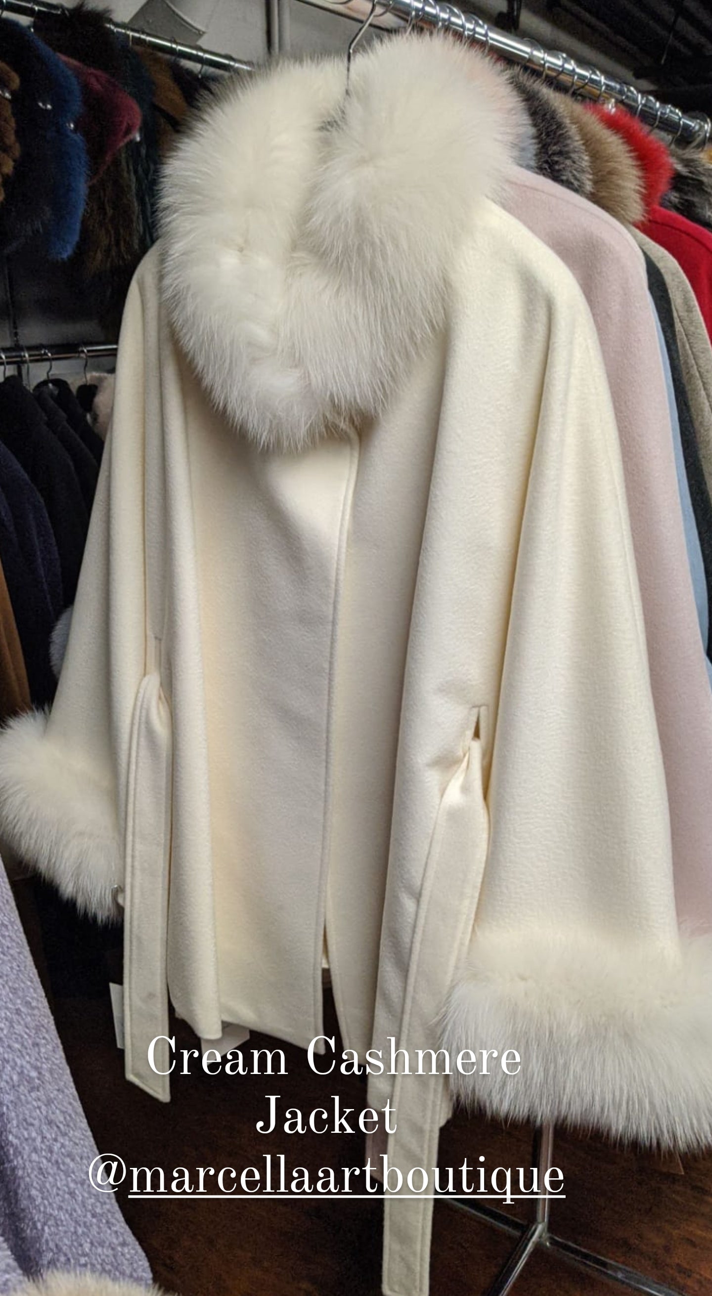 Coat Fox pink Cashmere belted cape jacket