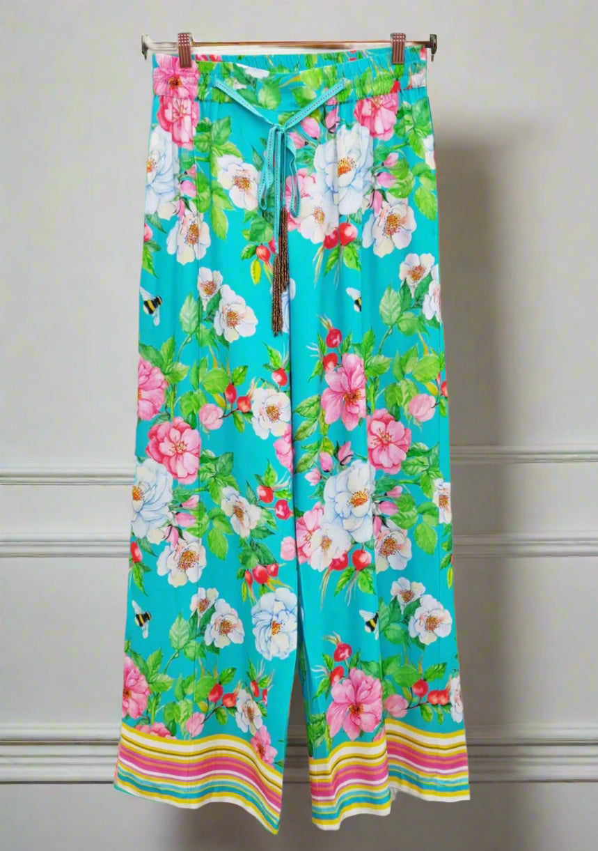 Ready to wear Aqua white rose set