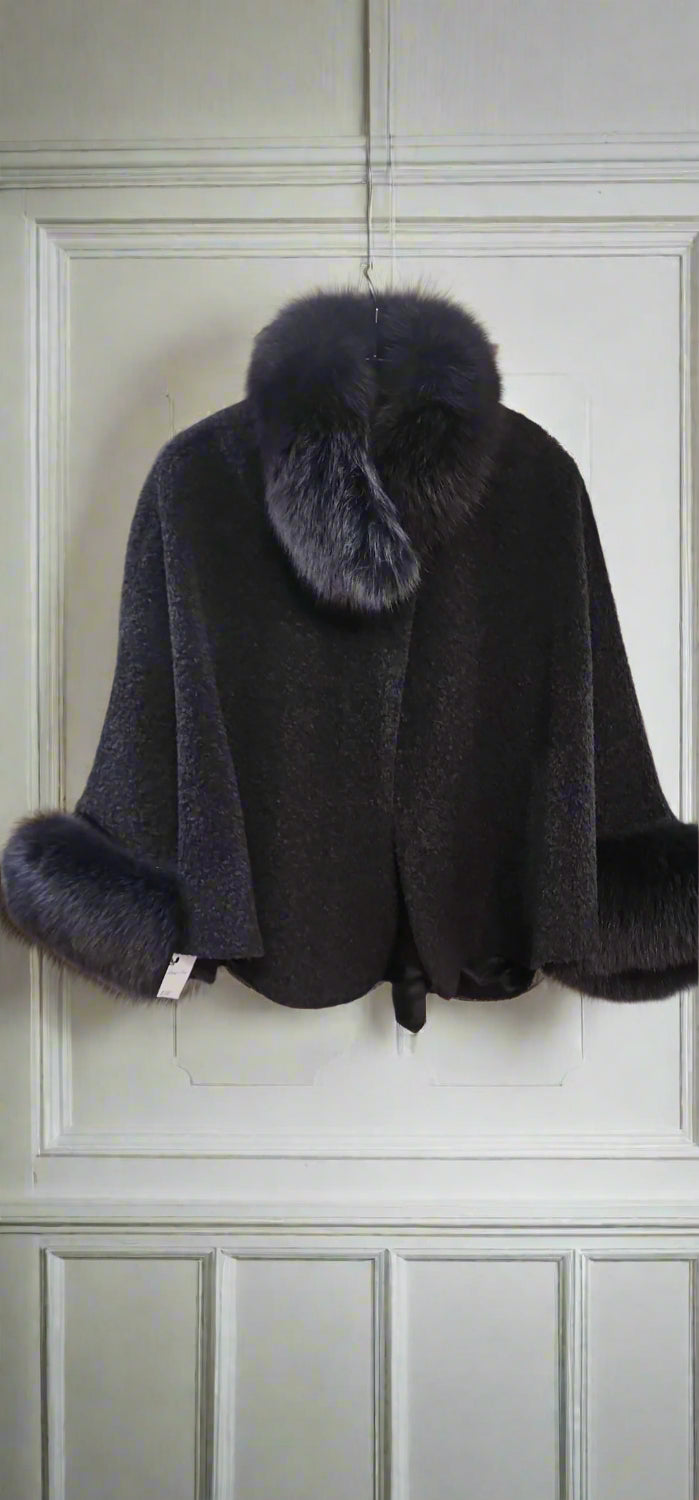 Coat Cape jacket short alpaca with fox
